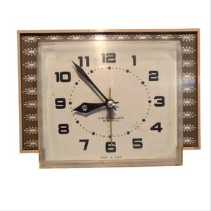 Vintage Westclox Capella Starburst Clock S13AC 5"x 7" Mid Century MCM Pink/Beige